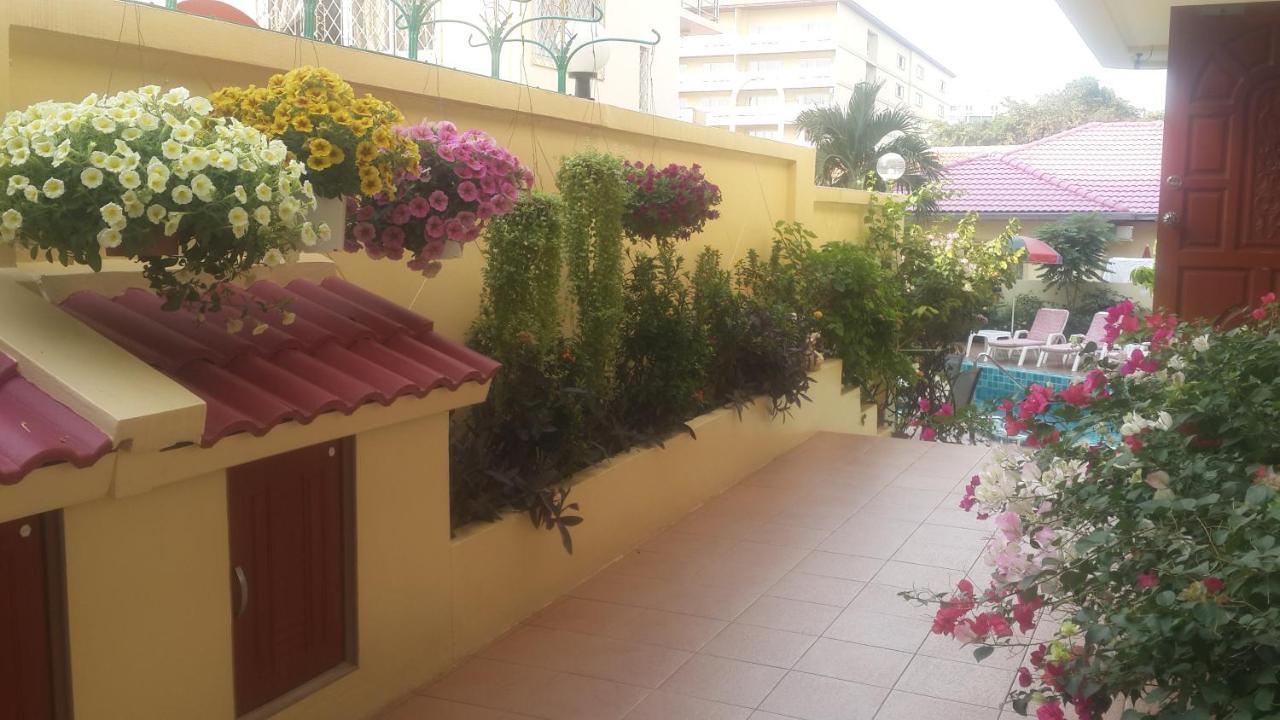Butterfly Garden Boutique Residences By Frasier, A Lifestyle Destination Apt And Villas 1 To 3 Bedroom Units, 2 Full Bathrooms, Rain Shower, Spa Bath, Complete Kitchen, Staff 24-7,Fast Fiber Optic Wifi, 55" Smart Tv'S, Free Bbq, Pattaya Zewnętrze zdjęcie